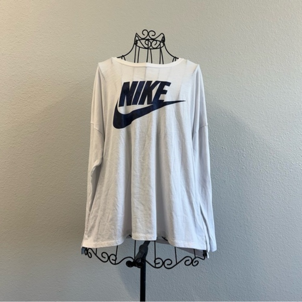 Nike White and Blue Logo Long Sleeve Top